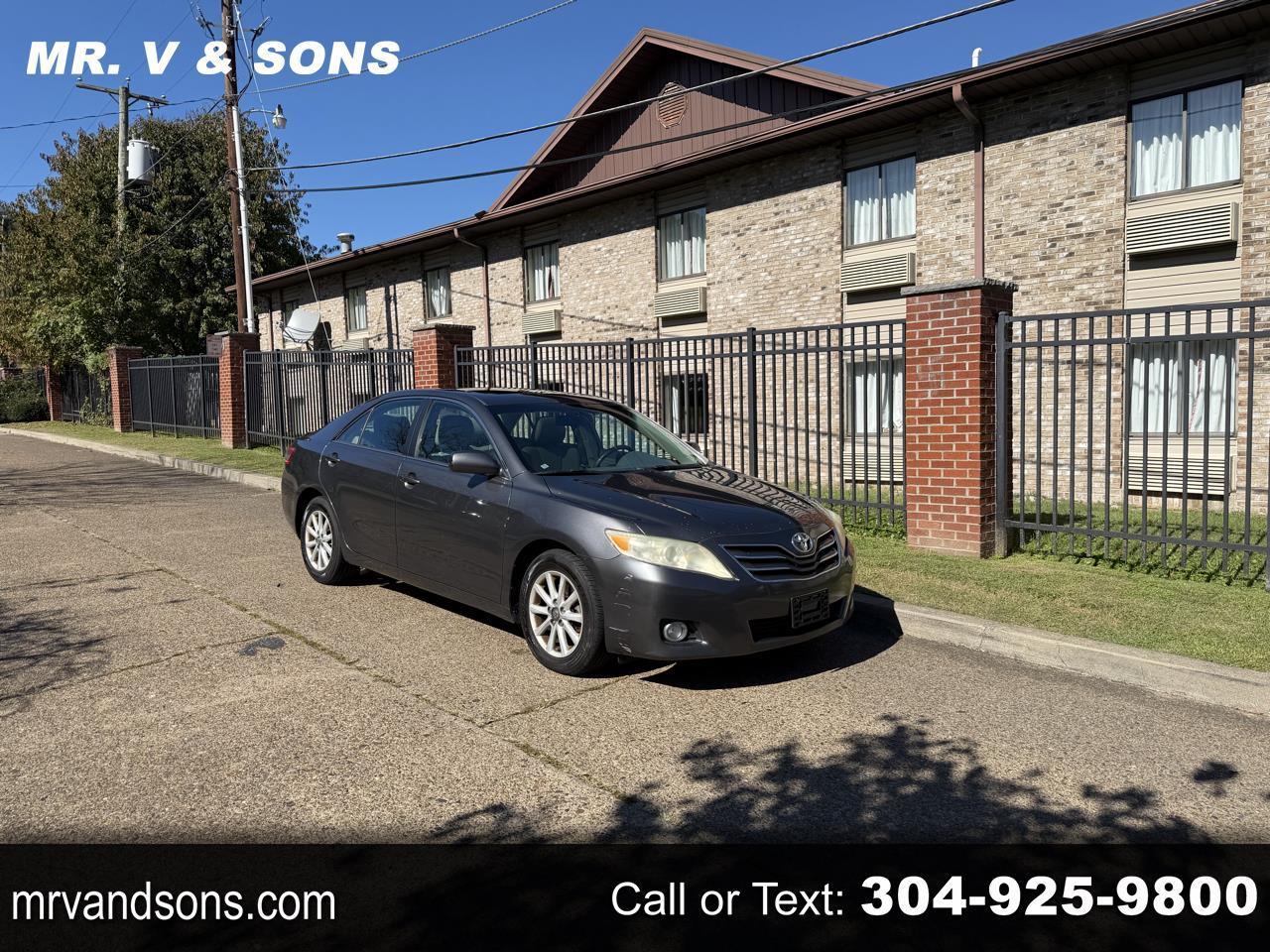 2011 Toyota Camry Base 6-Spd AT