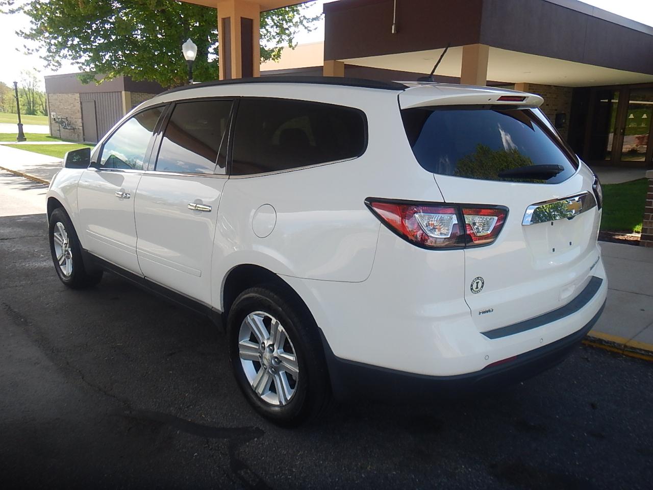 Chevrolet Traverse AWD 4dr LT w/1LT 2014