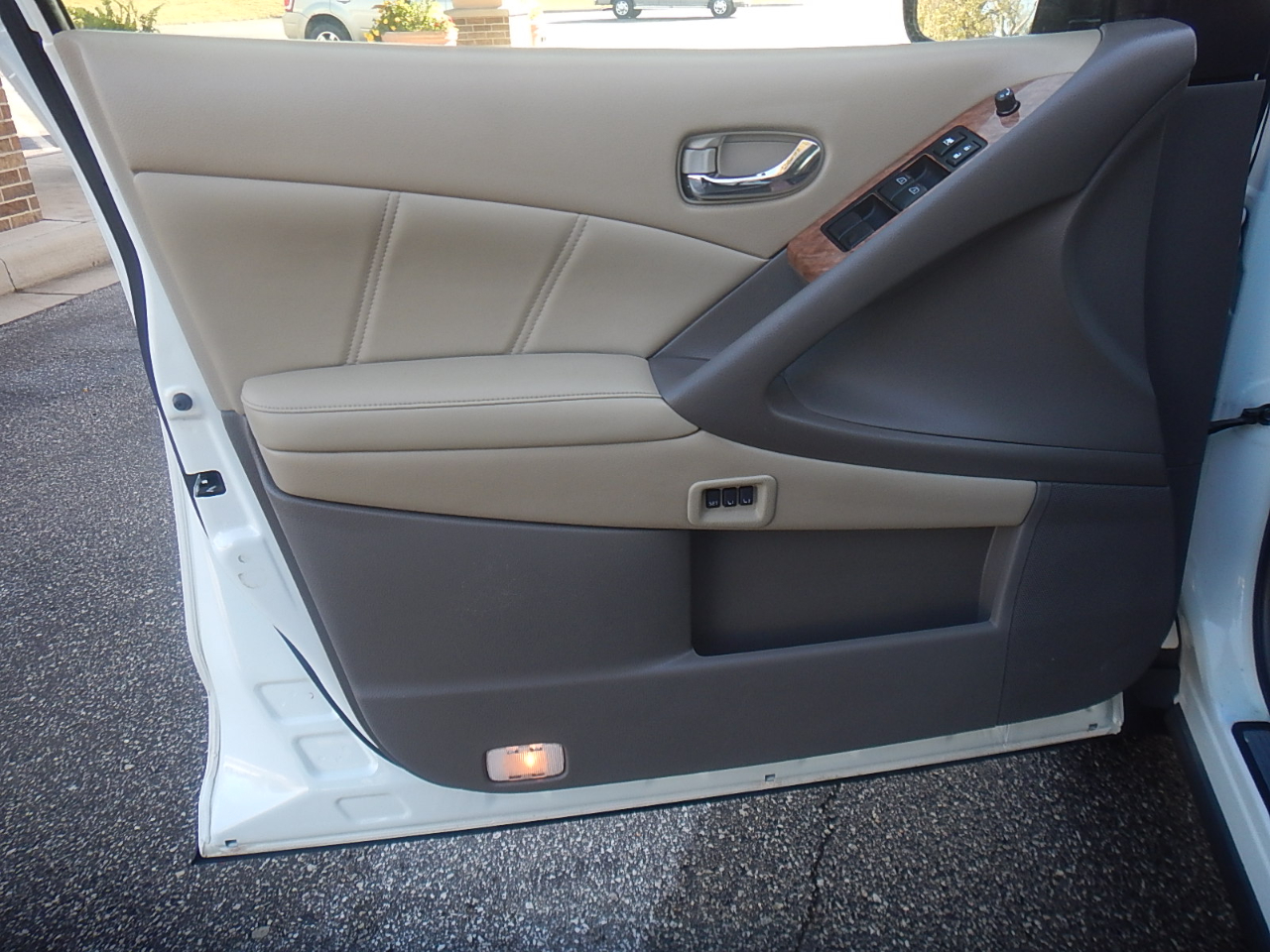 Nissan Murano Platinum 4D SUV AWD 2014 Nissan Murano Platinum 4D SUV AWD 2014