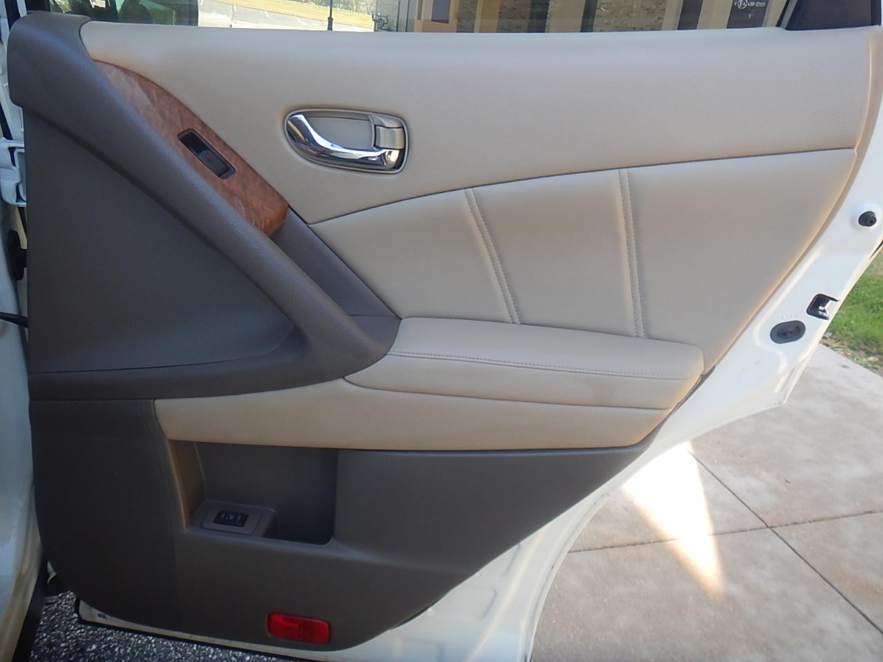 Nissan Murano Platinum 4D SUV AWD 2014 Nissan Murano Platinum 4D SUV AWD 2014