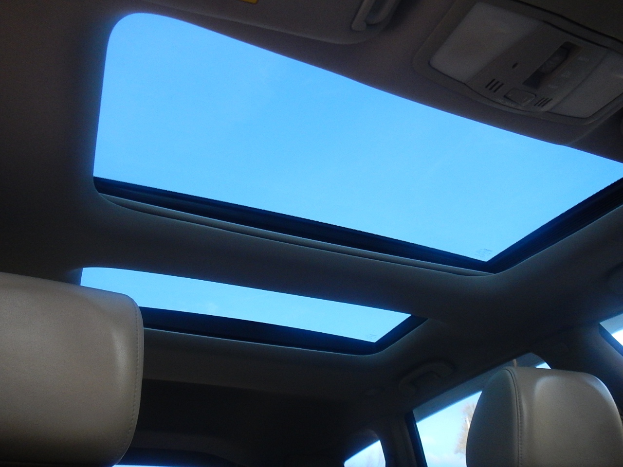 Nissan Murano Platinum 4D SUV AWD 2014 Nissan Murano Platinum 4D SUV AWD 2014