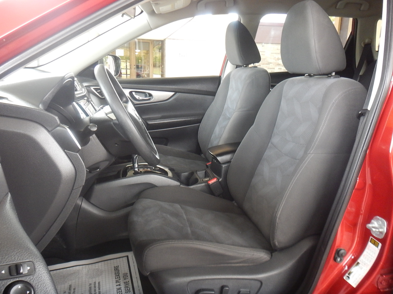 Nissan Rogue SV 4D SUV AWD 2016 Nissan Rogue SV 4D SUV AWD 2016