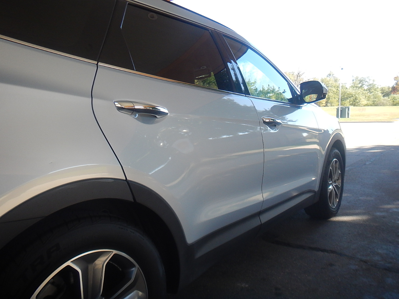 Hyundai Santa Fe GLS FWD 2013 Hyundai Santa Fe GLS FWD 2013