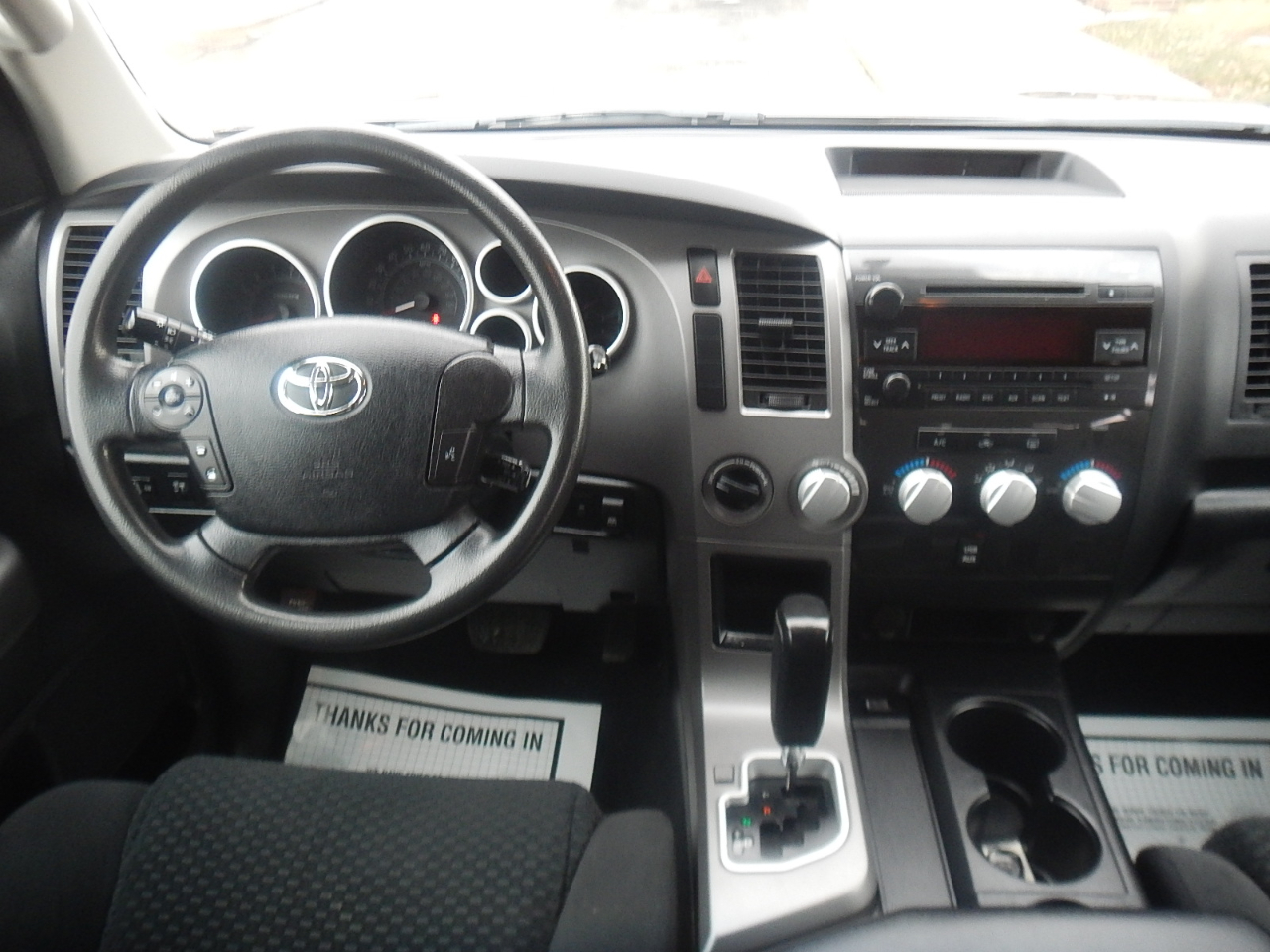 Toyota Tundra Tundra-Grade CrewMax 5.7L 4WD 2011