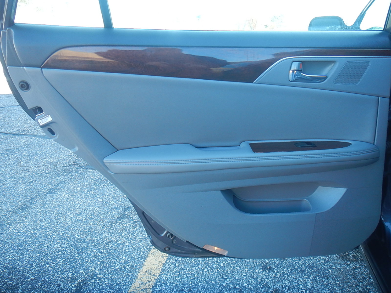 Toyota Avalon XLS 4D Sedan 2008