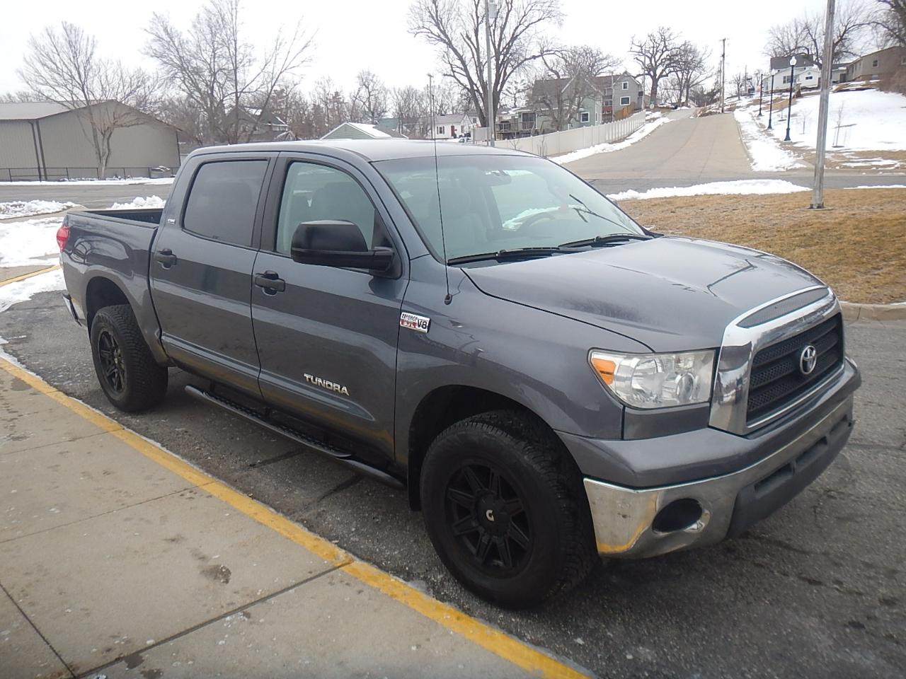 Toyota Tundra SR5 CrewMax 5.7L 4WD 2007