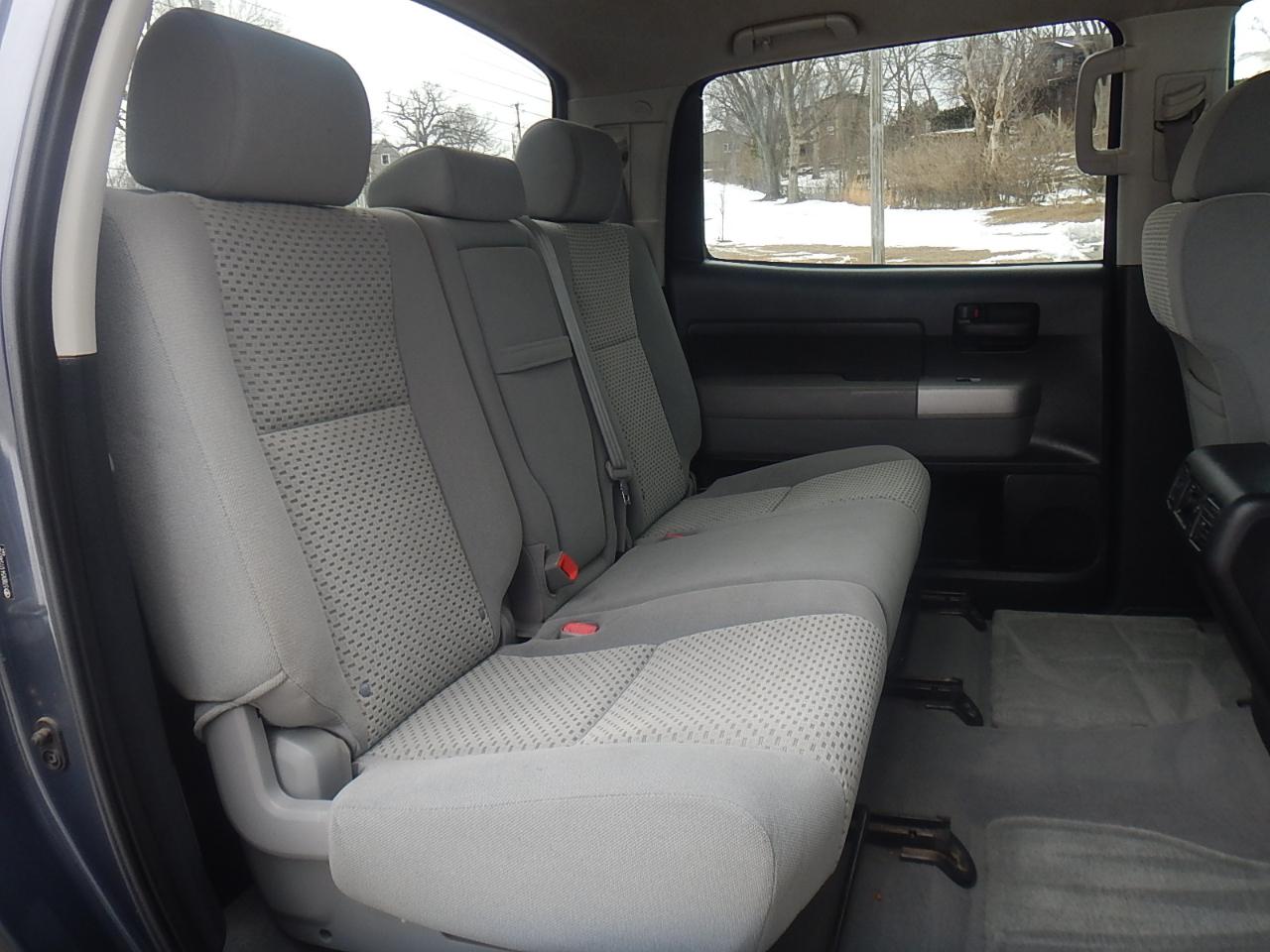 Toyota Tundra SR5 CrewMax 5.7L 4WD 2007