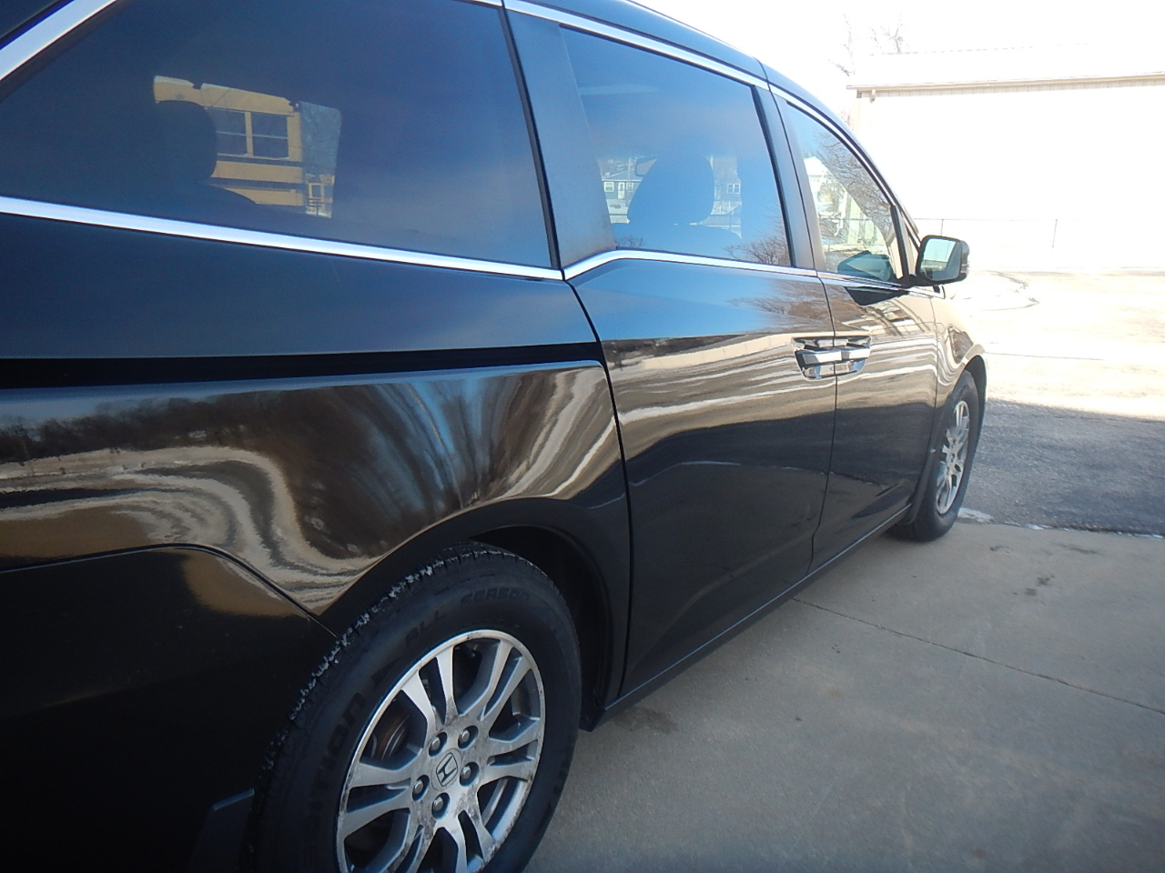 Honda Odyssey EX-L AT with RES & NAVI 2012