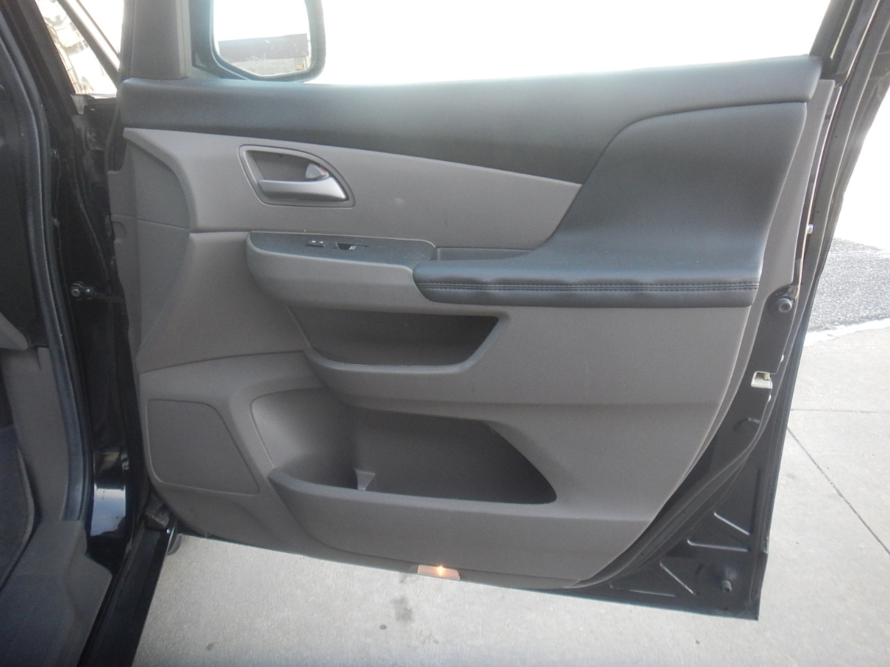 Honda Odyssey EX-L AT with RES & NAVI 2012