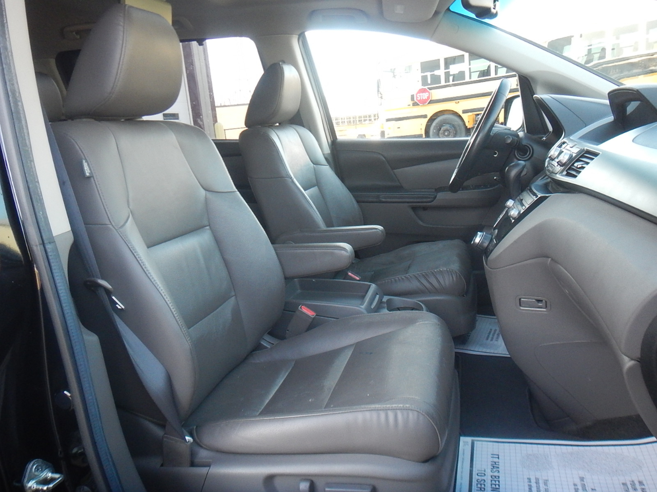 Honda Odyssey EX-L AT with RES & NAVI 2012