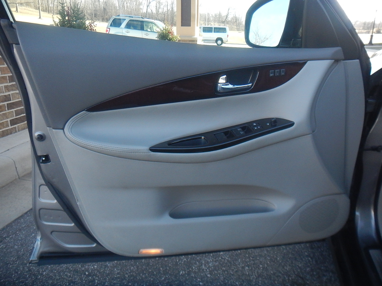 Infiniti EX35 4D SUV AWD 2009