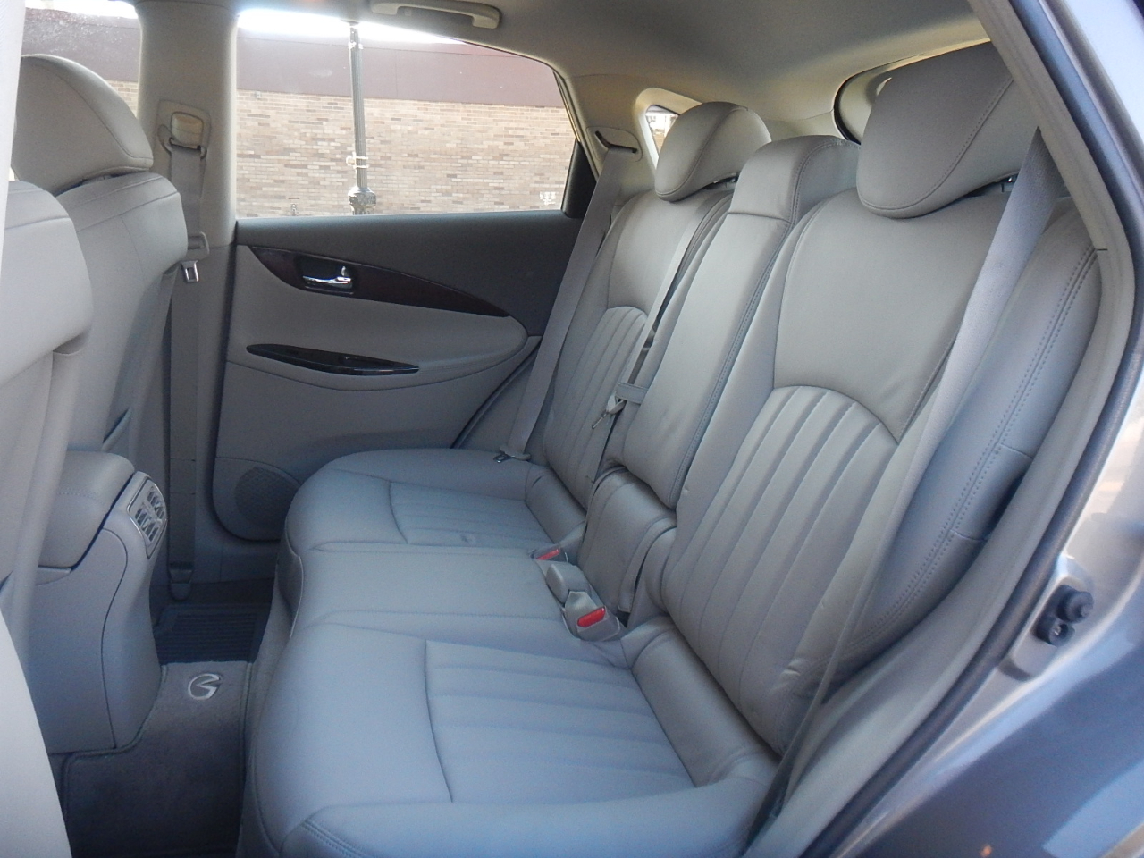 Infiniti EX35 4D SUV AWD 2009