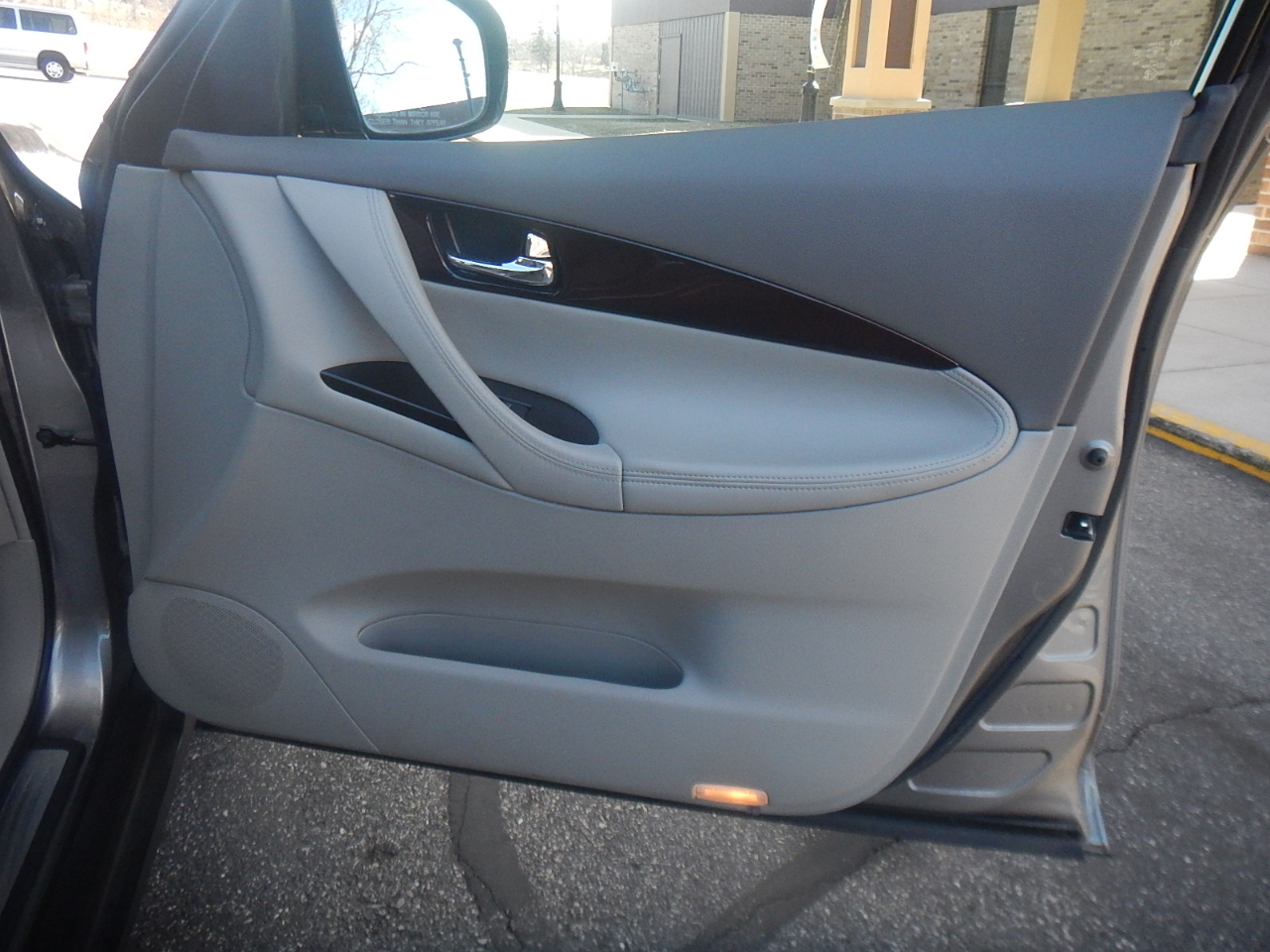 Infiniti EX35 4D SUV AWD 2009