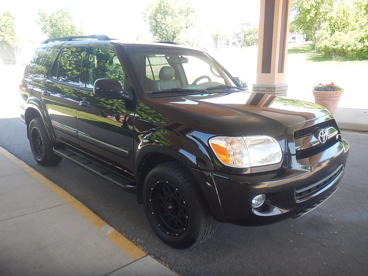 Toyota Sequoia Limited 4D SUV 4X4 2007