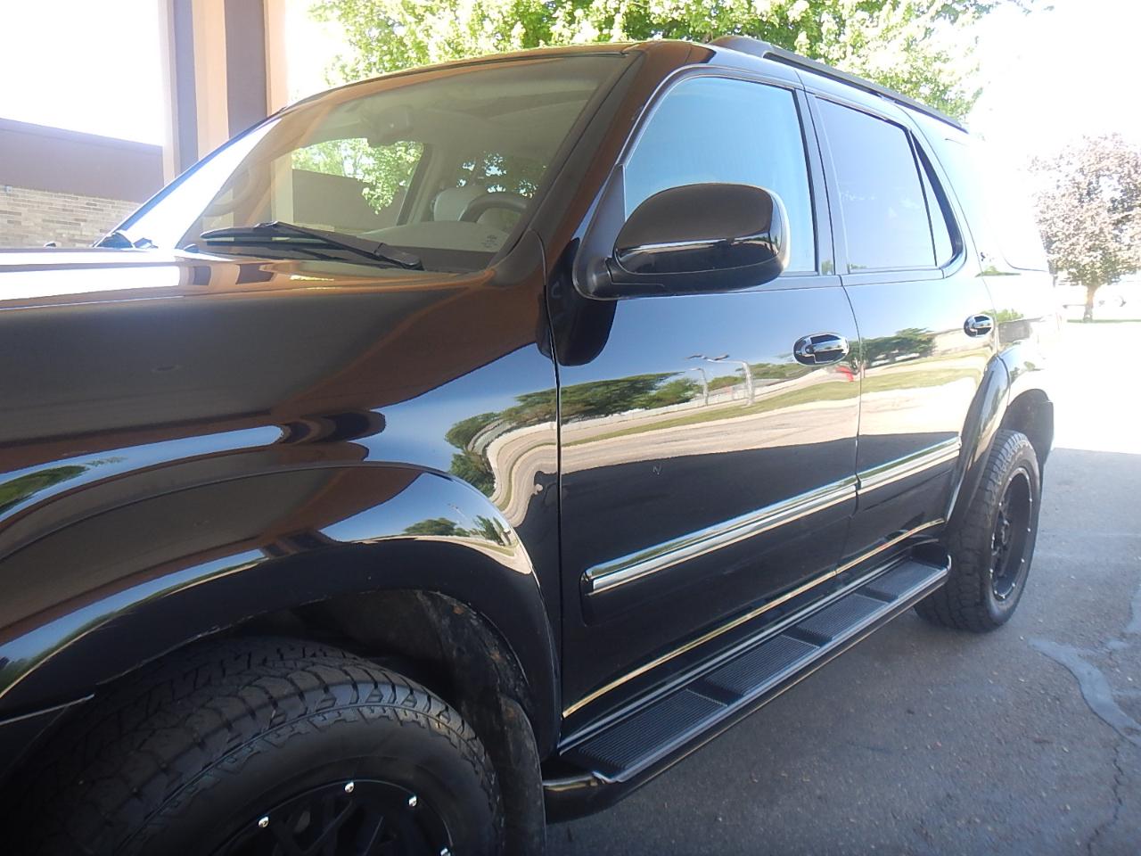 Toyota Sequoia Limited 4D SUV 4X4 2007