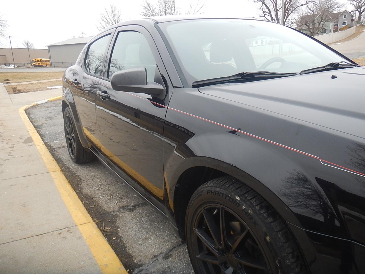 Dodge Avenger 4dr Sdn SE 2012