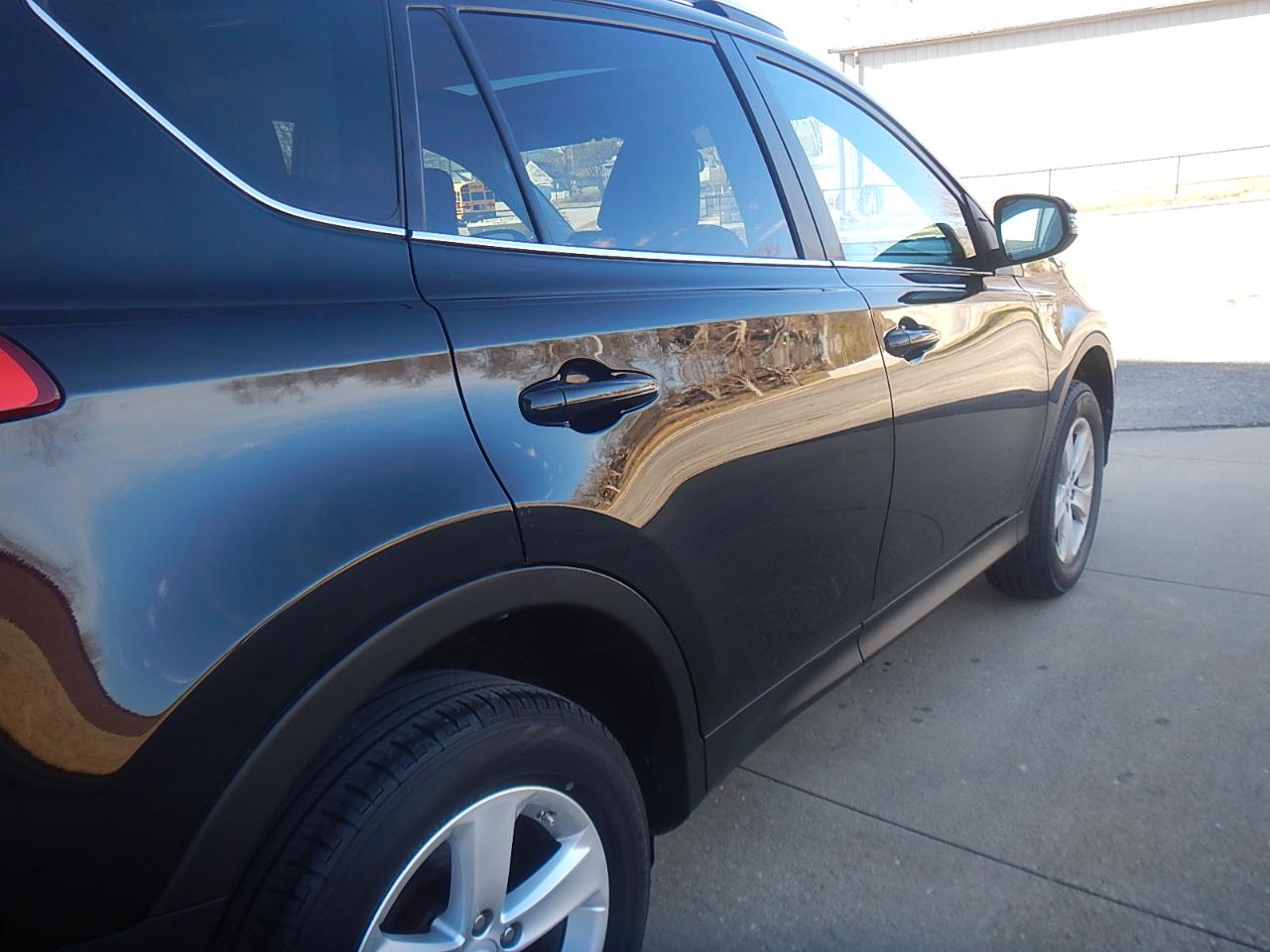 Toyota RAV4 XLE AWD 2013