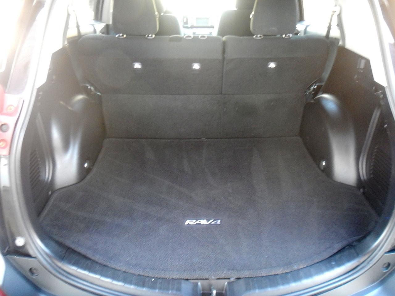 Toyota RAV4 XLE AWD 2013