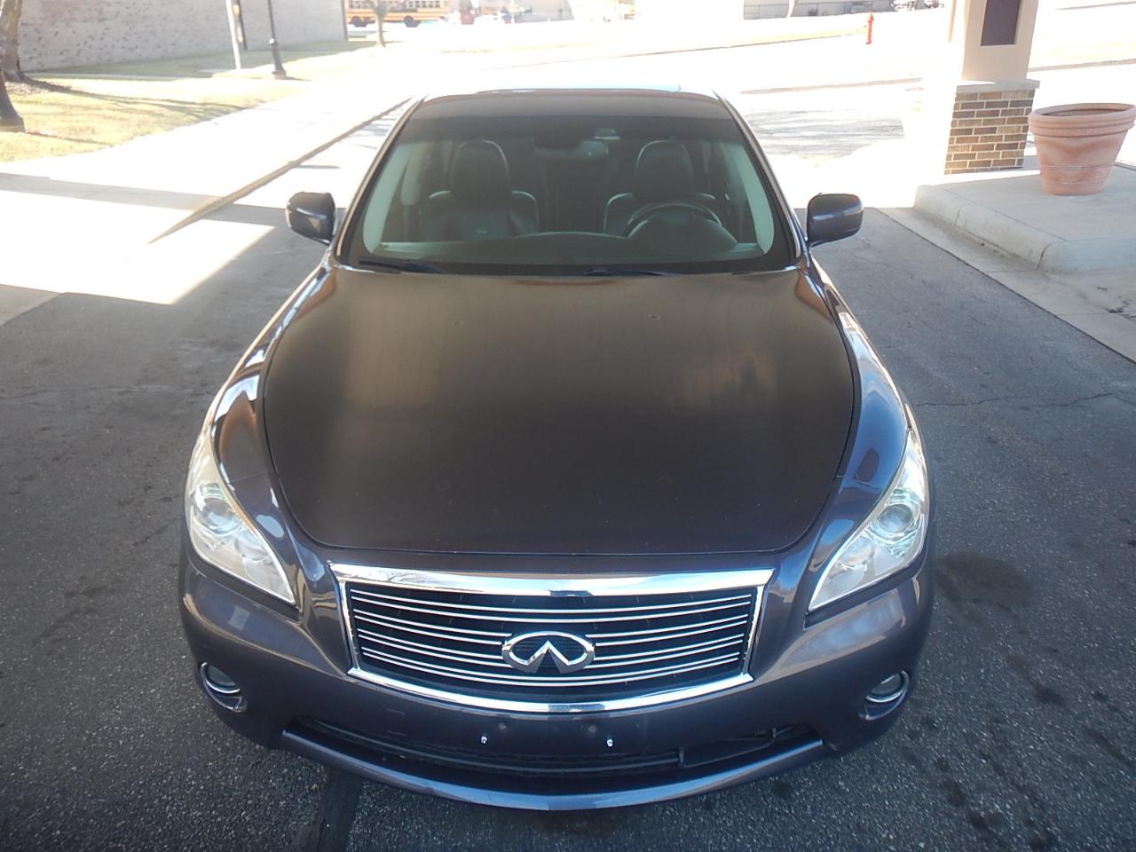 Infiniti M37 4D Sedan AWD 2011