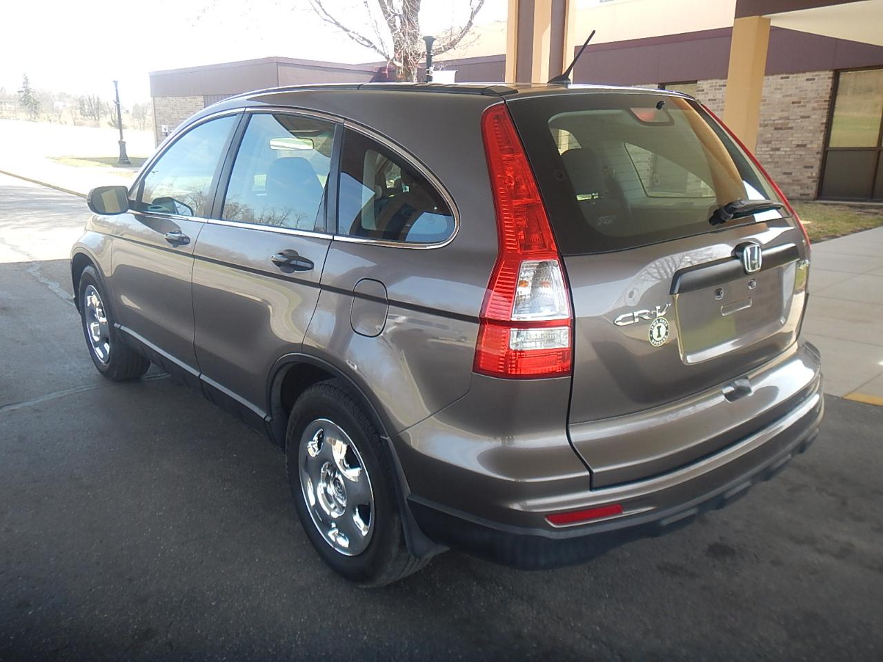Honda CR-V LX 4D SUV AWD 2011