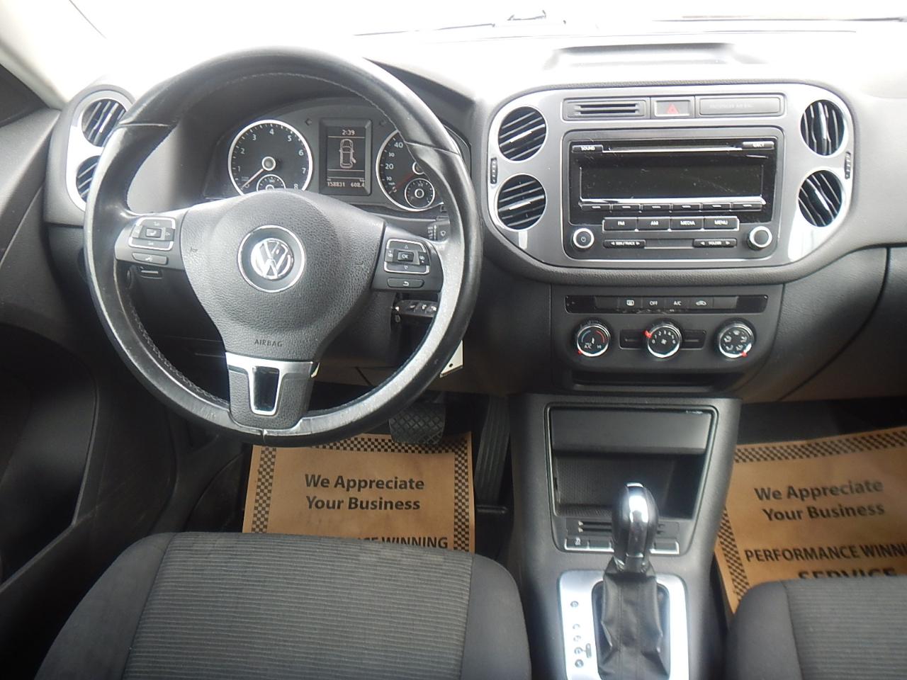 Volkswagen Tiguan S 4D SUV FWD 2013