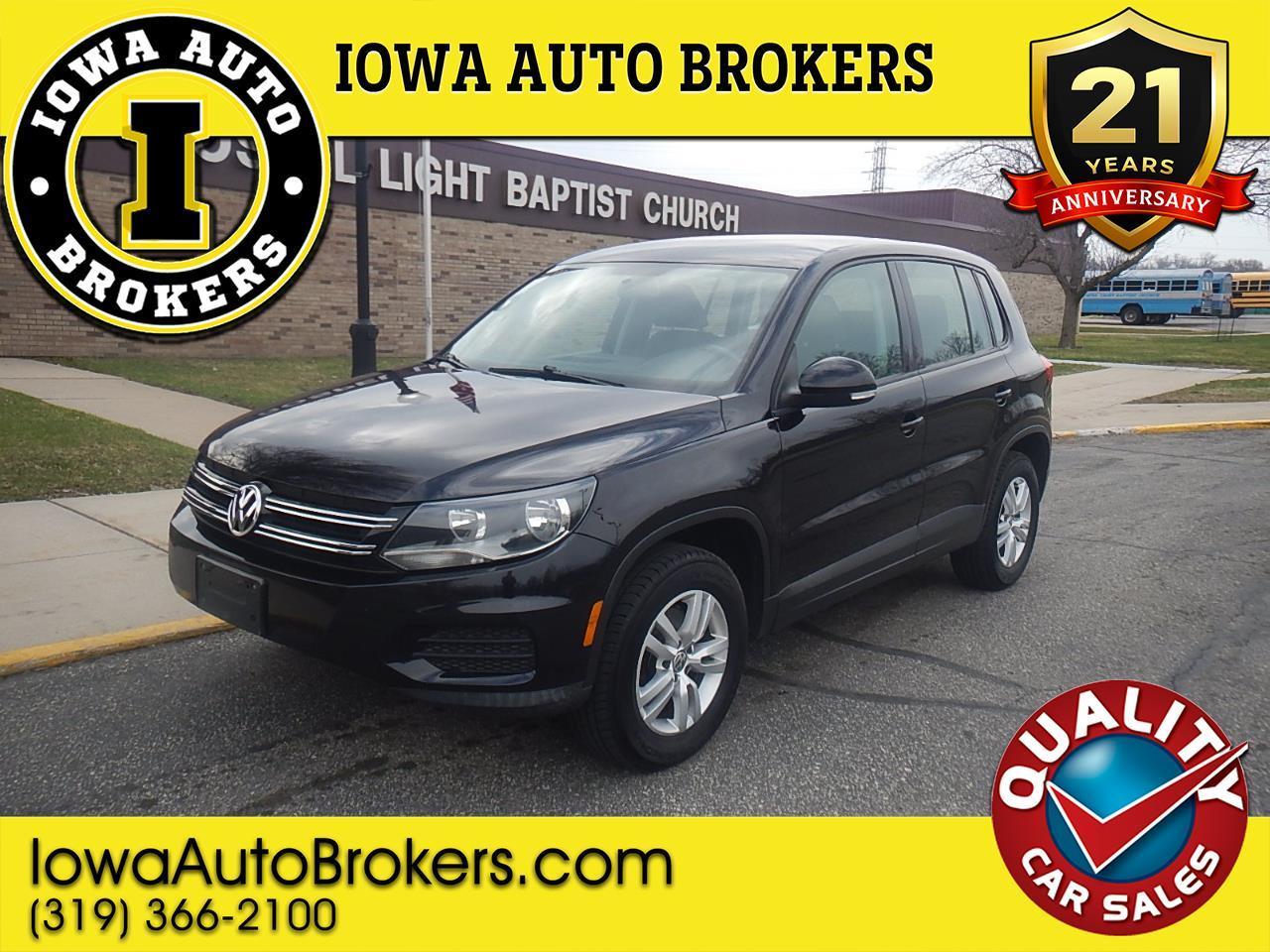 2013 Volkswagen Tiguan S 4D SUV FWD