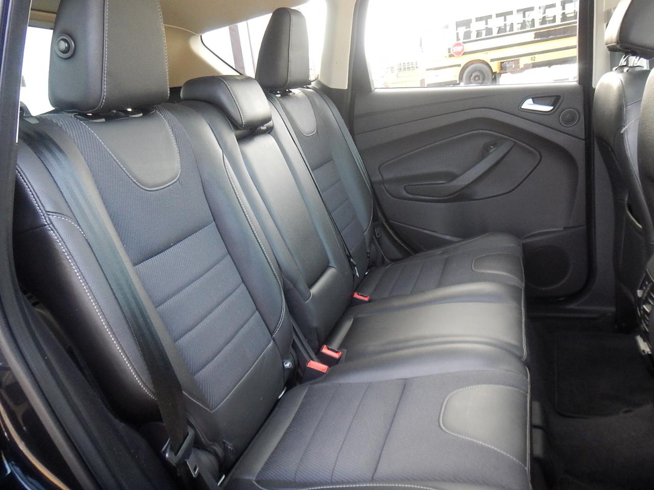 Ford Escape SEL 4D SUV AWD 2015