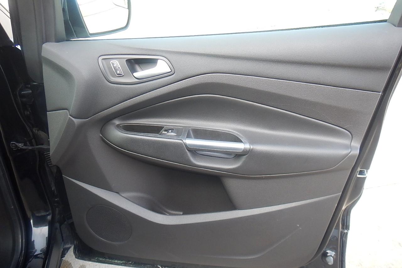 Ford Escape SEL 4D SUV AWD 2015