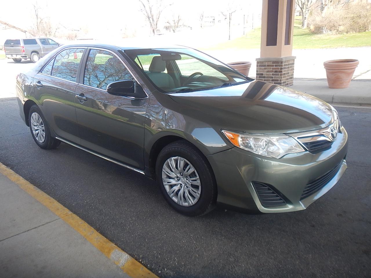 Toyota Camry LE 2013