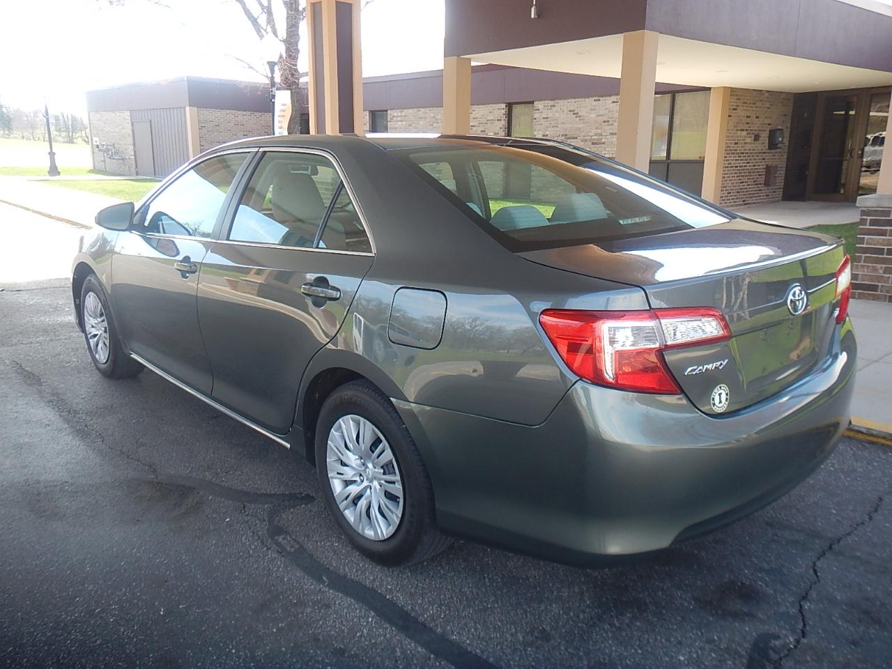 Toyota Camry LE 2013