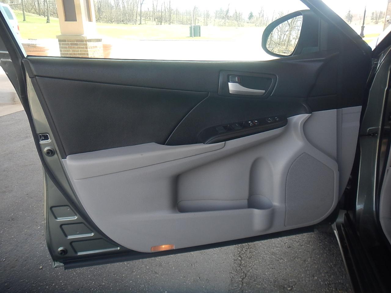 Toyota Camry LE 2013