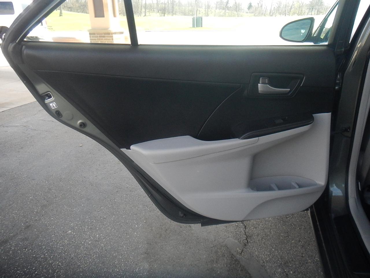 Toyota Camry LE 2013