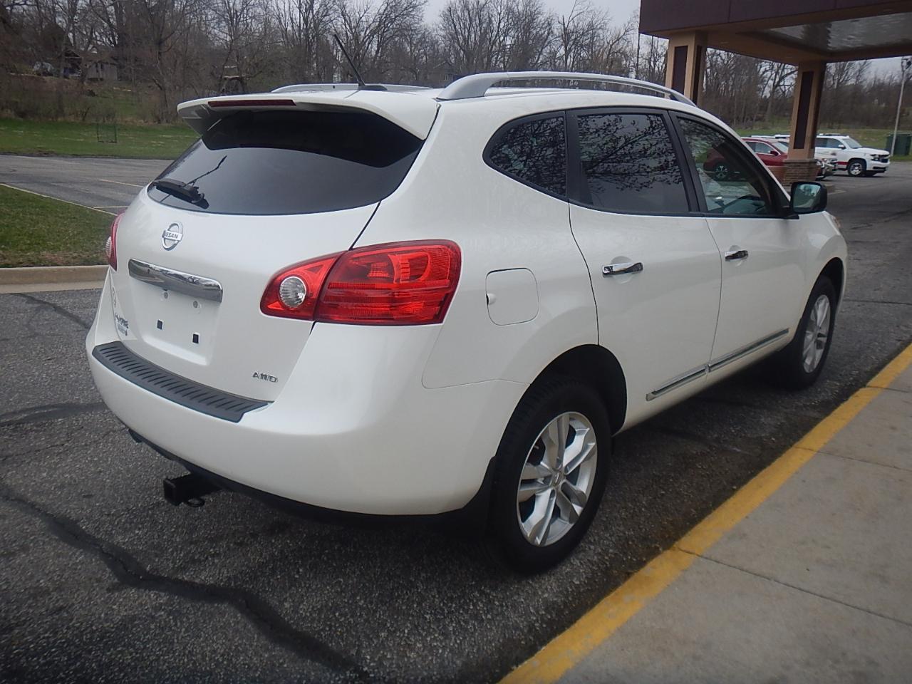 Nissan Rogue Select S 4D SUV AWD 2015