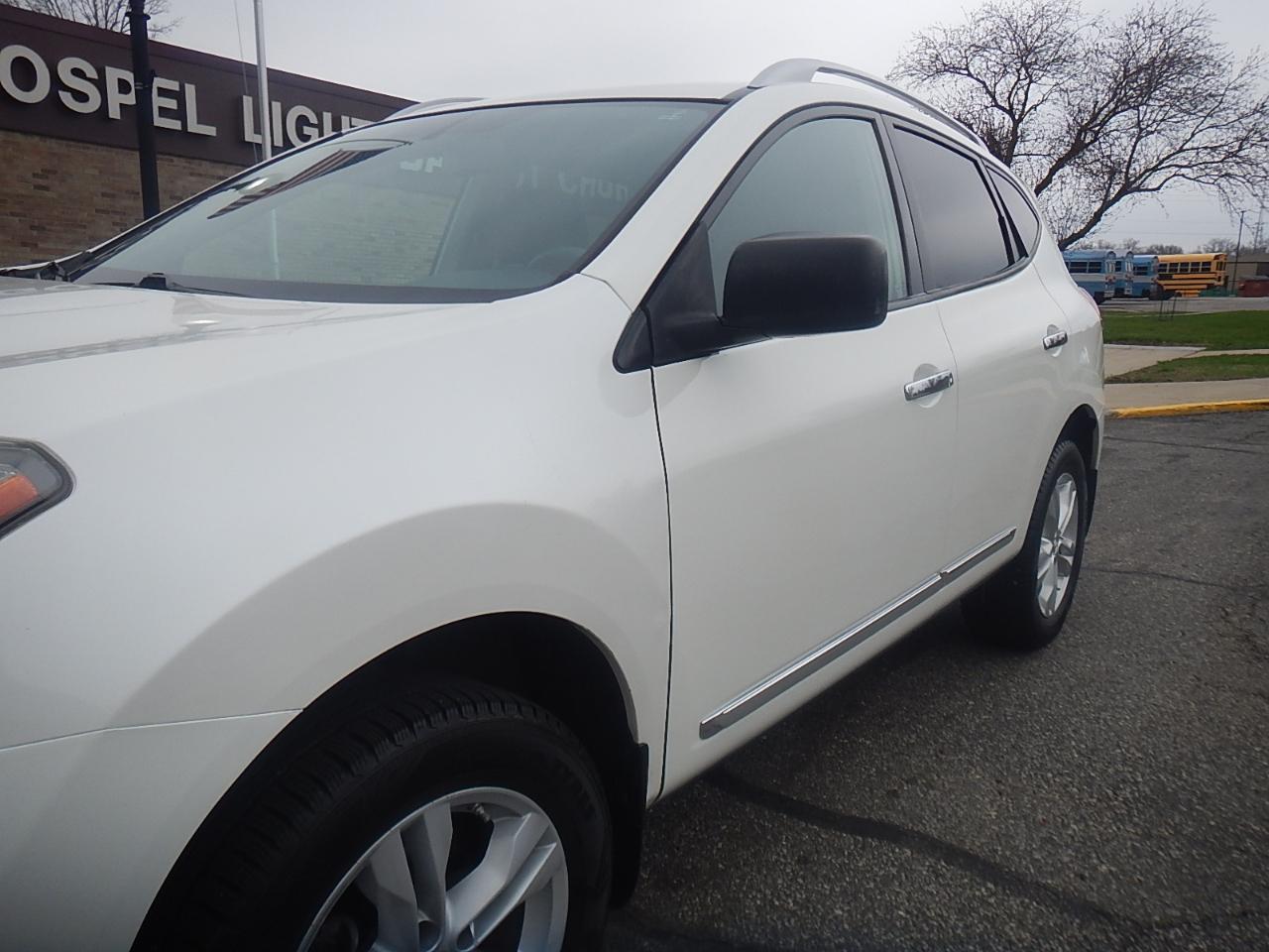 Nissan Rogue Select S 4D SUV AWD 2015