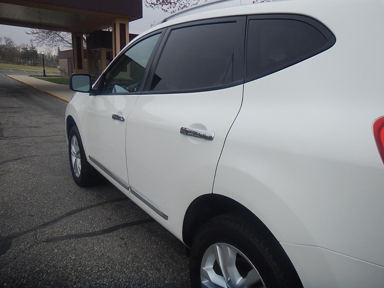 Nissan Rogue Select S 4D SUV AWD 2015