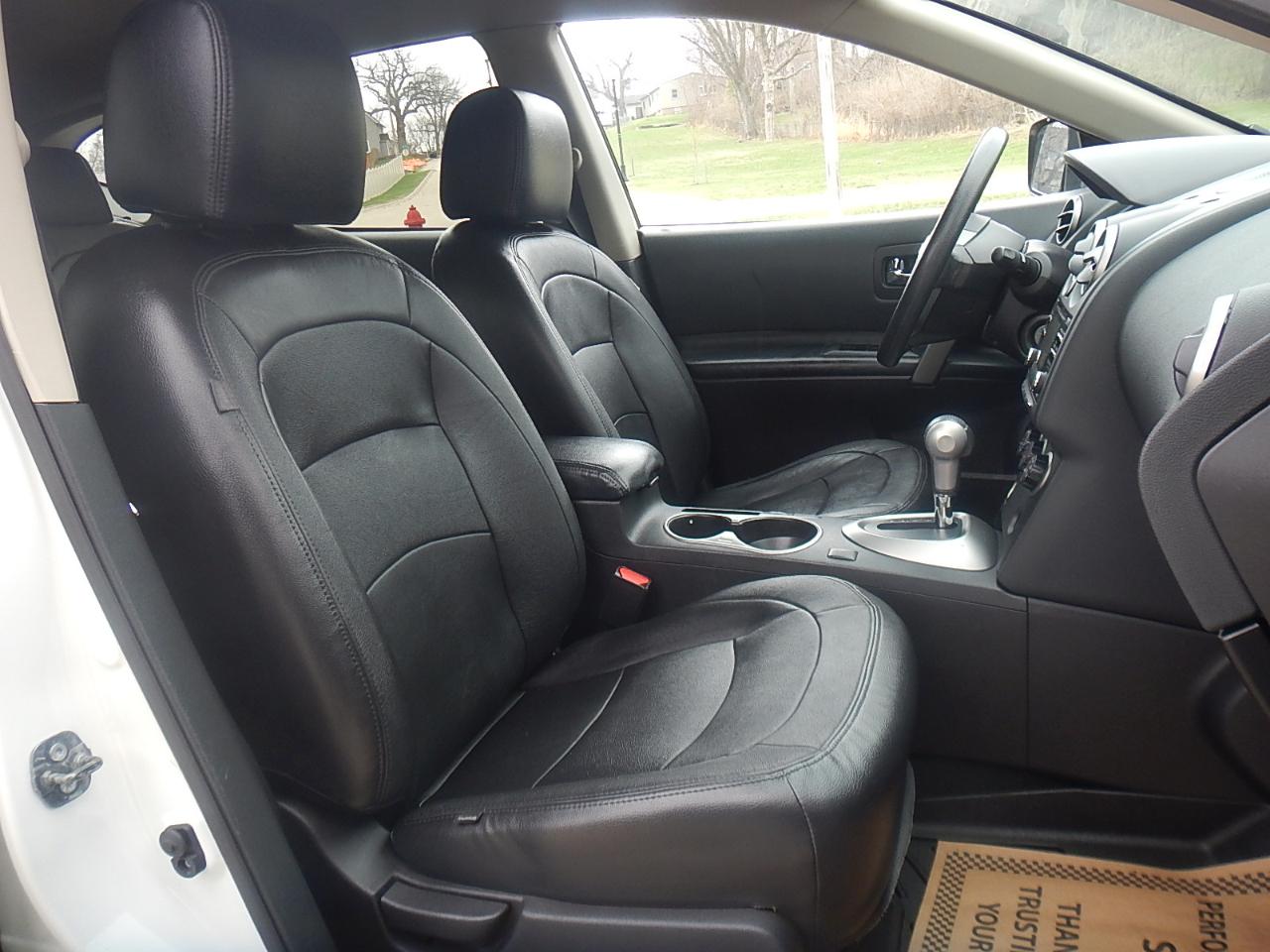 Nissan Rogue Select S 4D SUV AWD 2015