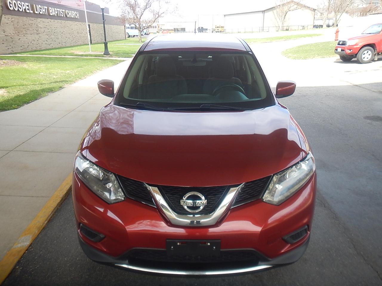 Nissan Rogue S 4D SUV AWD 2016