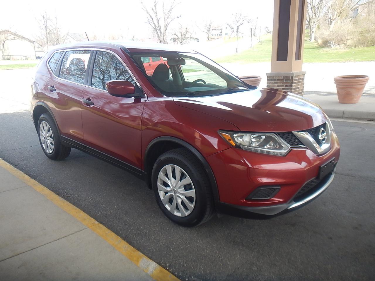 Nissan Rogue S 4D SUV AWD 2016