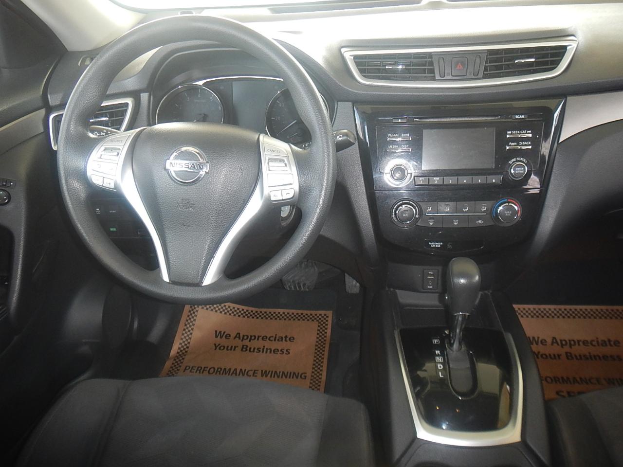 Nissan Rogue S 4D SUV AWD 2016