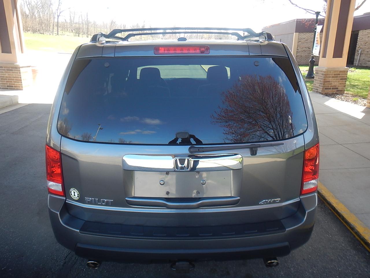 Honda Pilot EX 4D SUV AWD 2011