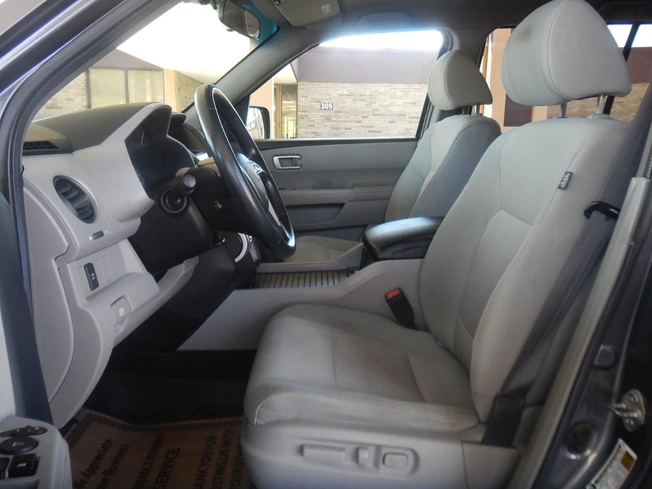 Honda Pilot EX 4D SUV AWD 2011