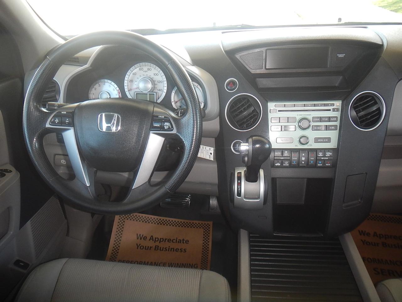 Honda Pilot EX 4D SUV AWD 2011