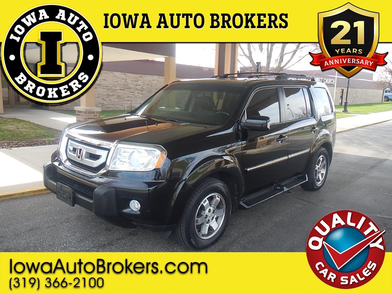 2010 Honda Pilot Touring 4D SUV 4WD w/RES