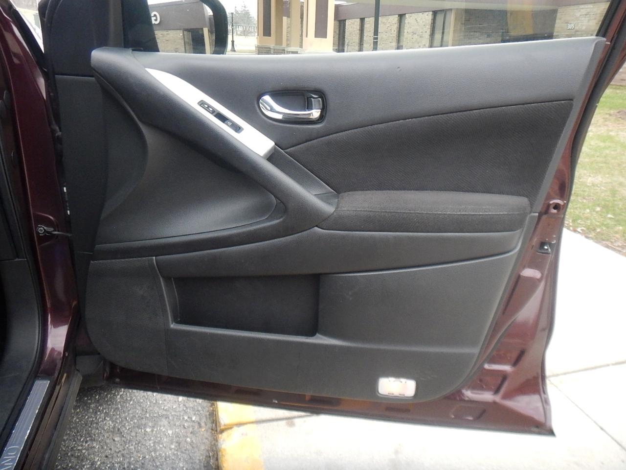 Nissan Murano S AWD 2014