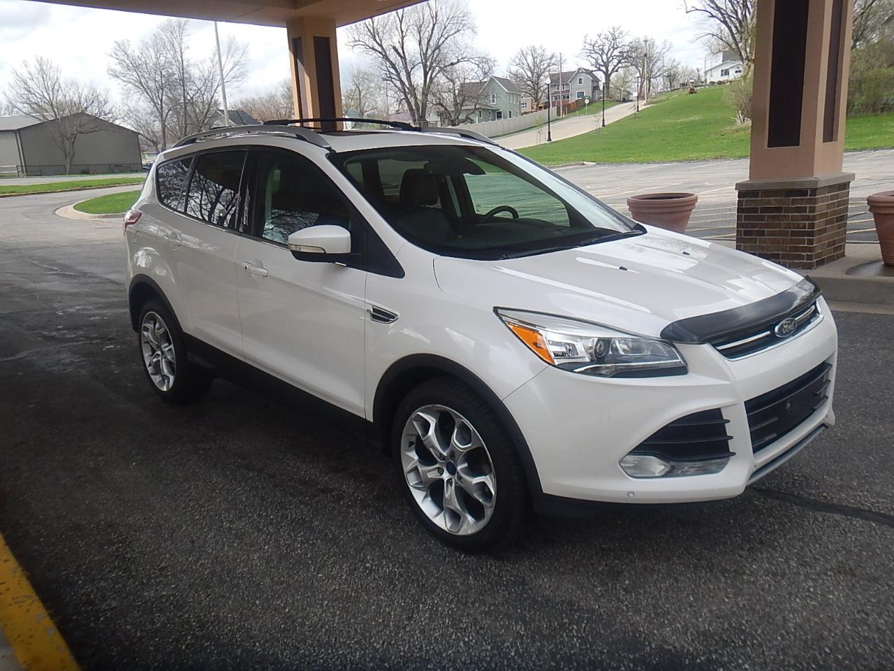 Ford Escape Titanium 4WD 2013