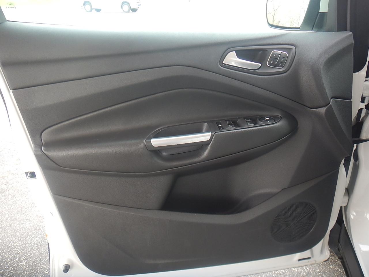 Ford Escape Titanium 4WD 2013