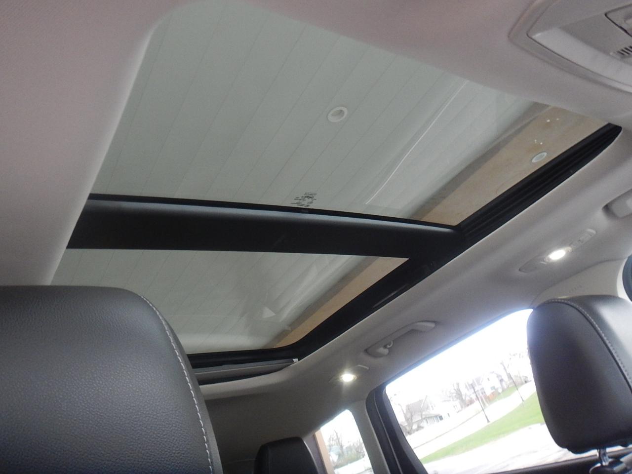 Ford Escape Titanium 4WD 2013