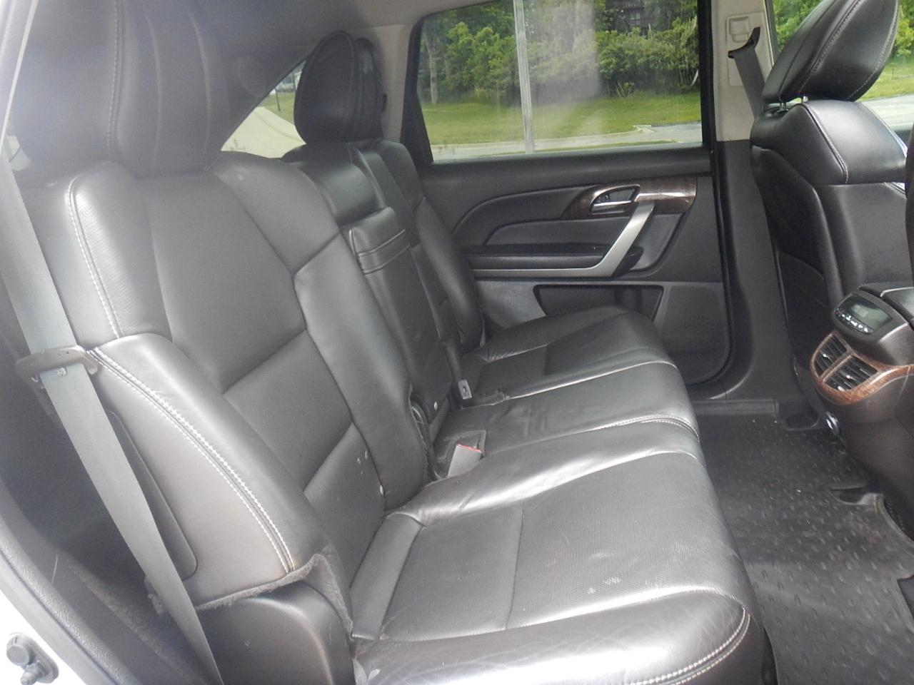 Acura MDX 6-Spd AT w/Advance Package 2011