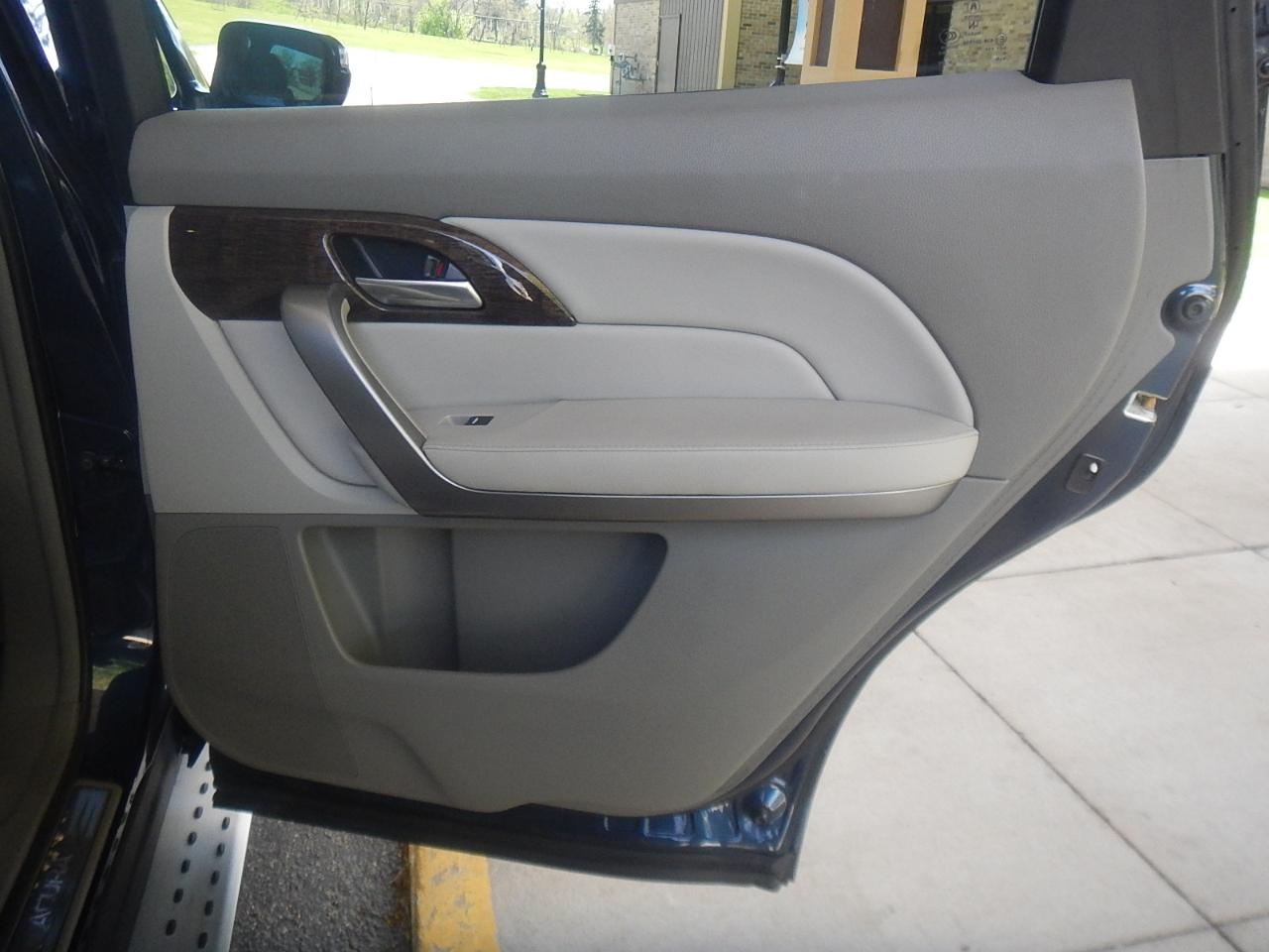 Acura MDX 4WD 4dr Sport Pkg 2012