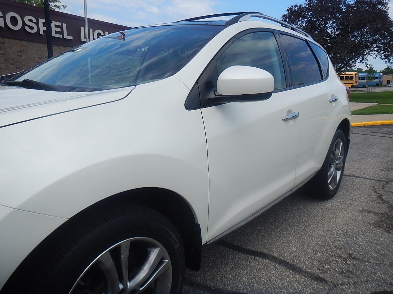 Nissan Murano LE 4D SUV AWD 2010